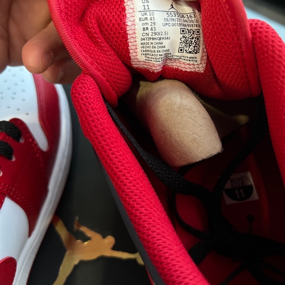 Nike Air Jordan 1 Low ALT Bulls MEN’S SIZE [US 11 M] New with Box - Picture 9 of 11